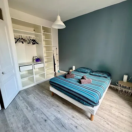 Beautiful Renovated Apartment, Internet, Tram * Lyon